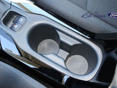 Used 2020 Toyota Corolla LE image 16