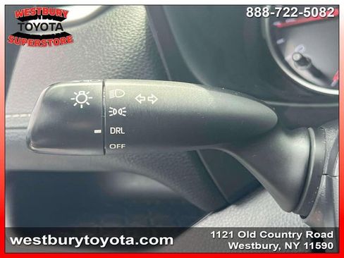 Certified 2021 Toyota RAV4 LE AWD/4WD image 23