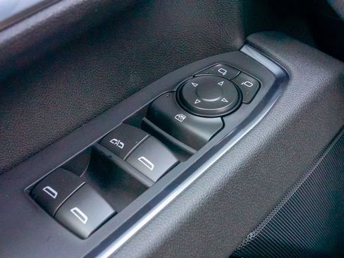 Used 2025 GMC Sierra 2500 SLE w/ SLE Value Package; image 27