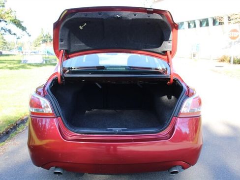 Used 2013 Nissan Altima 2.5 S image 16