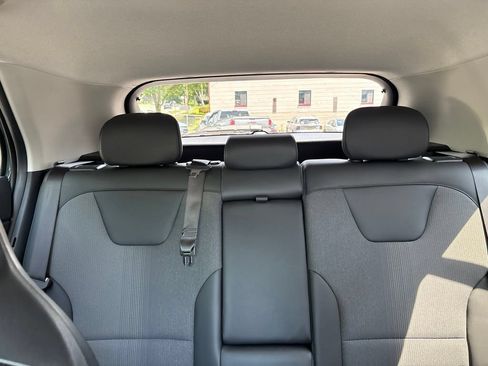 Certified 2025 Kia Niro EX w/ EX Cold Weather Package FWD image 39