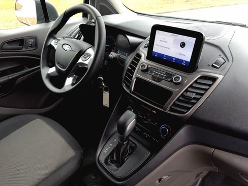 Used 2021 Ford Transit Connect XL image 22