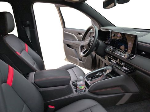 Used 2023 Chevrolet Colorado Z71 w/ Z71 Convenience Package 2 image 15