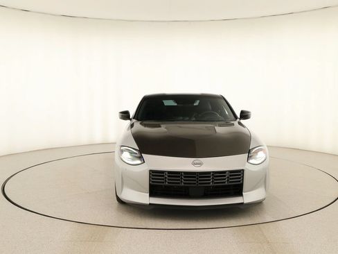 Used 2024 Nissan Z Performance w/ Floor Mat Package RWD image 11