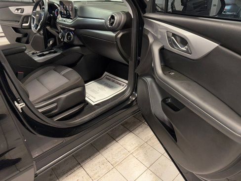 Used 2024 Chevrolet Blazer LT w/ Convenience Package image 30