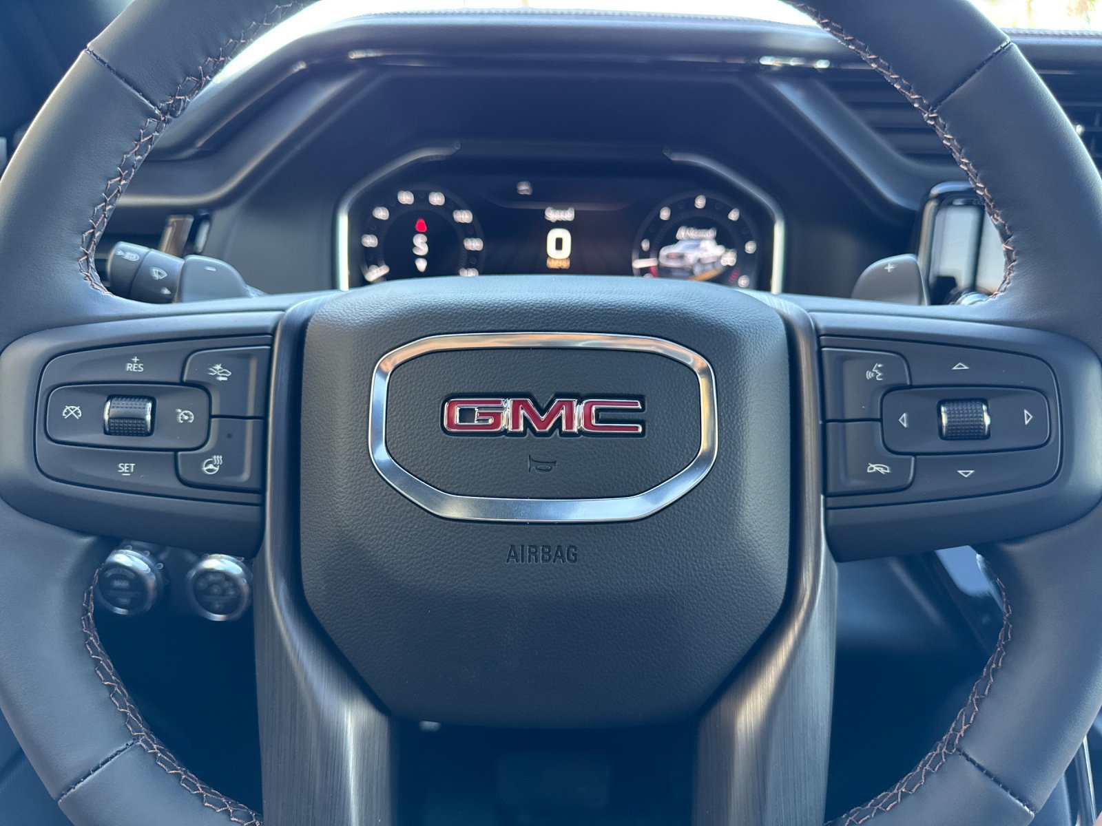 New 2026 GMC Sierra 1500 AT4 w/ AT4 Premium Package AWD/4WD image 20
