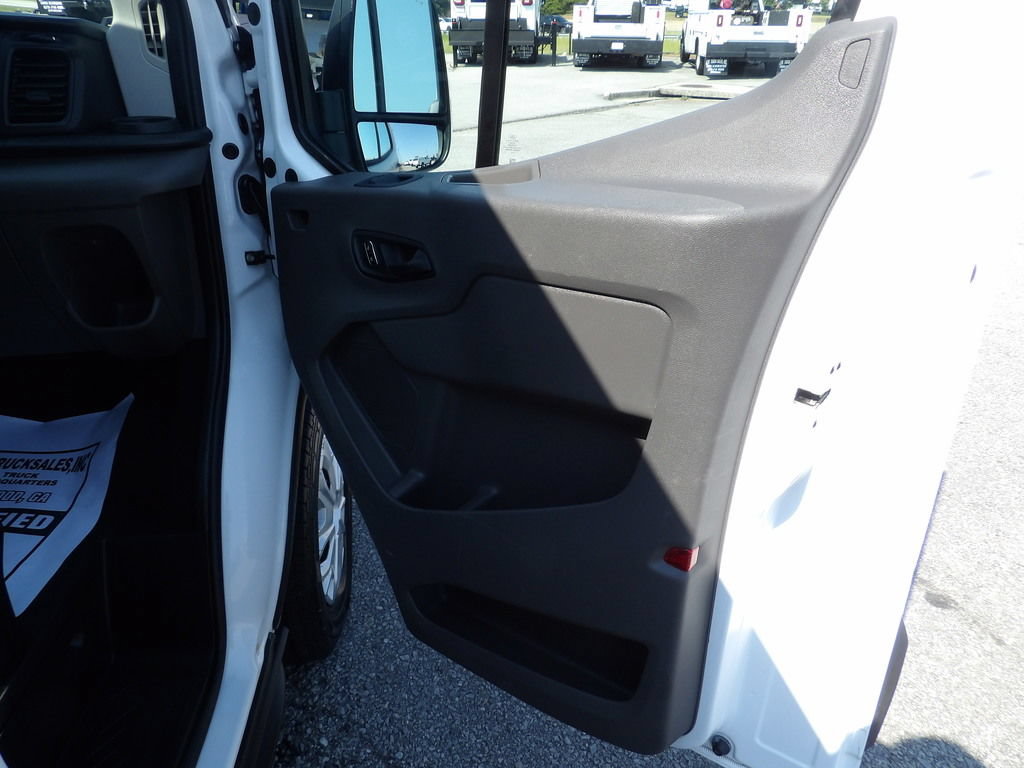 Used 2023 Ford Transit 350 XLT RWD image 38