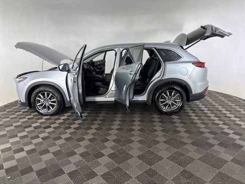 Used 2023 MAZDA CX-9 Touring AWD/4WD image 12