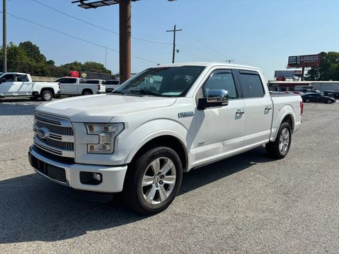 Used 2016 Ford F150 Platinum w/ Equipment Group 701A Luxury RWD image 9
