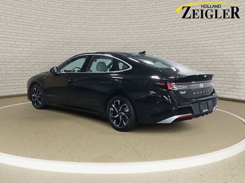 Certified 2025 Hyundai Sonata SEL image 7