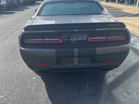 Used 2021 Dodge Challenger SRT Hellcat Redeye image 5