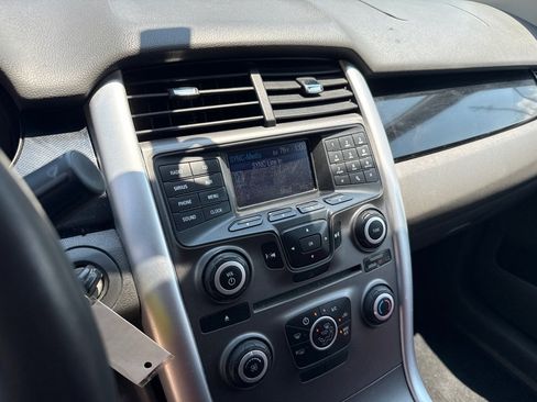 Used 2013 Ford Edge SE FWD image 15