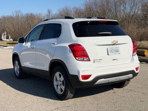 Used 2019 Chevrolet Trax LT w/ LT Convenience Package image 38