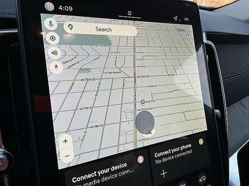 New 2026 Volvo XC90 T8 Ultra w/ Protection Package image 21