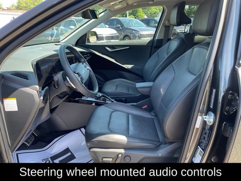 Used 2023 Kia Niro Wave w/ Wave Preserve Package FWD image 22