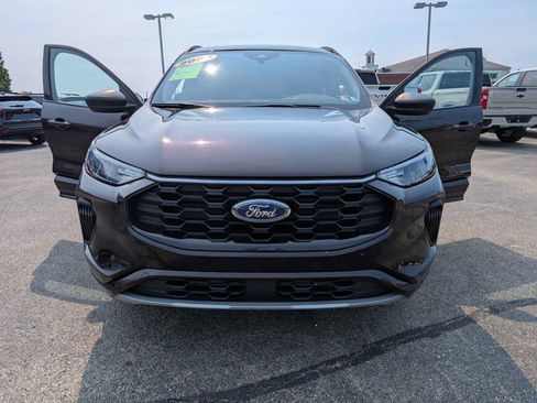 Used 2023 Ford Escape ST-Line w/ Tech Pack #1 AWD/4WD image 15
