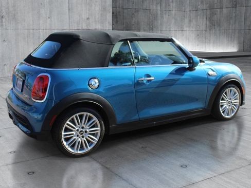 Used 2024 MINI Cooper S FWD image 5