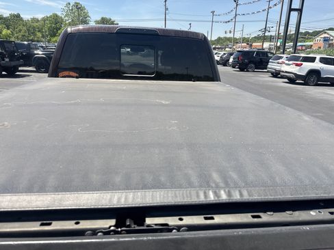 Used 2018 Ford F150 XLT w/ Equipment Group 302A Luxury AWD/4WD image 5
