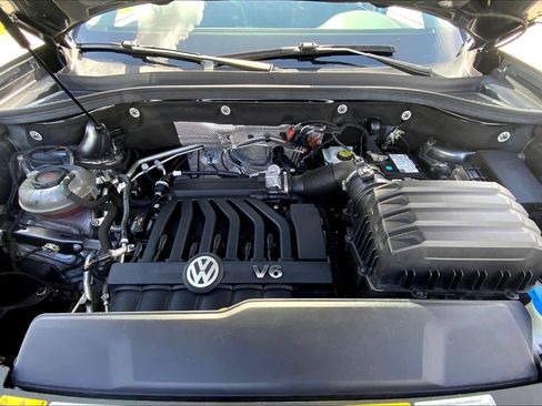 Used 2021 Volkswagen Atlas SE w/ Panoramic Sunroof Package image 31