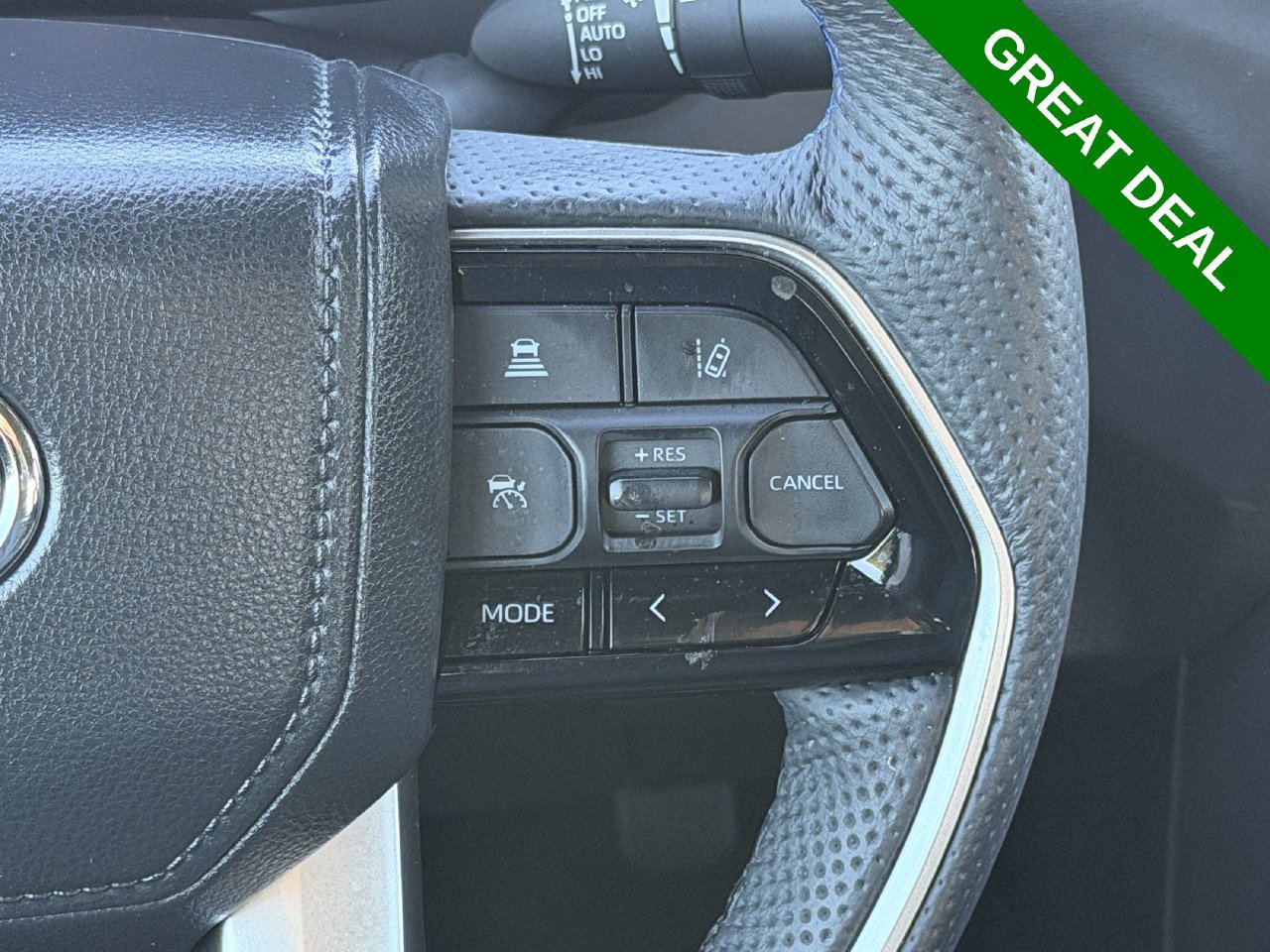 Used 2025 Toyota Tundra Platinum AWD/4WD image 8
