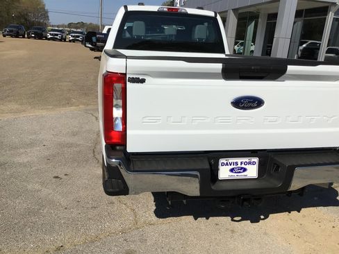 New 2026 Ford F250 XL w/ XL Chrome Package image 11