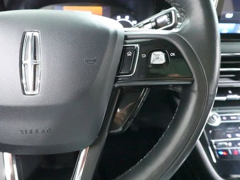 Used 2022 Lincoln Corsair AWD w/ Premium Package image 13