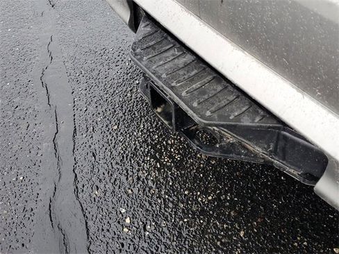 New 2026 Toyota Highlander Platinum image 7