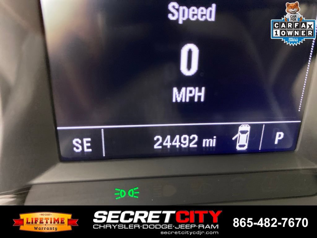 Used 2026 Chevrolet Trax RS FWD image 18