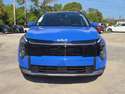 New 2026 Kia Sportage EX image 3