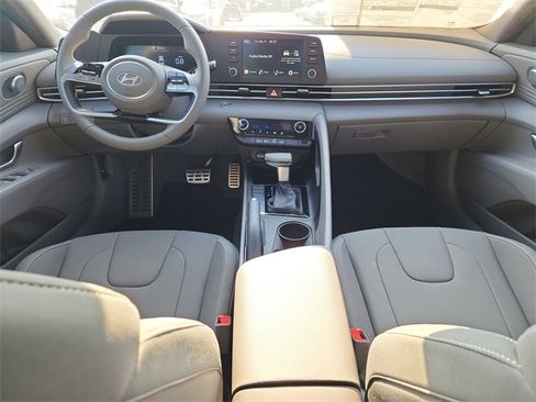 New 2025 Hyundai Elantra Sport image 10