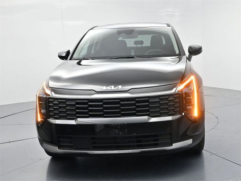 New 2026 Kia Sportage LX image 3