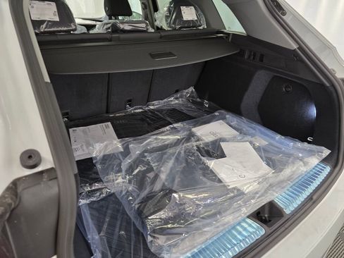 New 2025 Audi Q5 Premium image 18