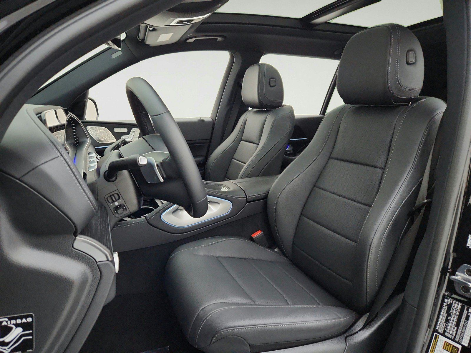Certified 2025 Mercedes-Benz GLS 450 4MATIC image 17