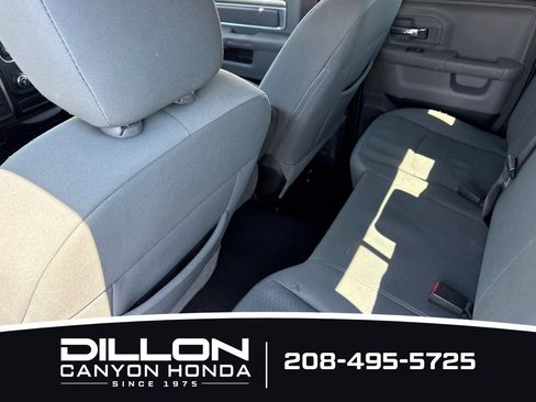Used 2013 RAM 1500 Classic SLT w/ Premium Display Pkg AWD/4WD image 12