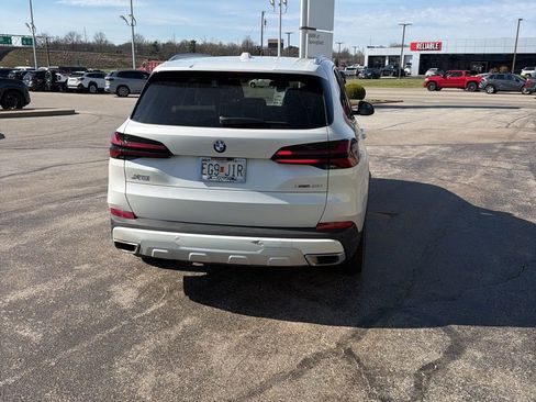 Used 2024 BMW X5 xDrive40i w/ Premium Package image 16