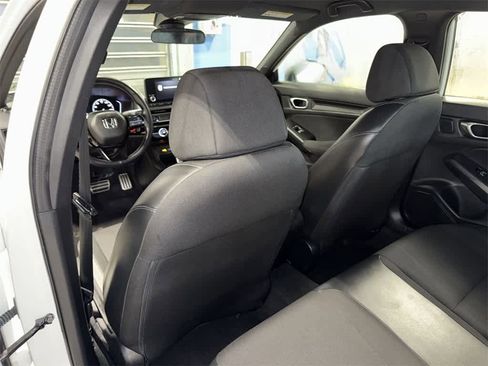 Used 2023 Honda Civic Sport image 25