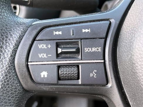 Certified 2023 Honda HR-V LX image 17