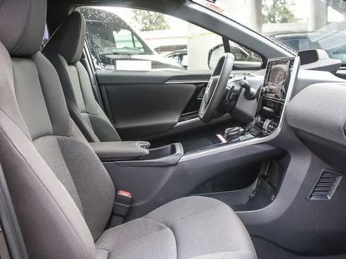 Used 2025 Subaru Solterra AWD/4WD image 16