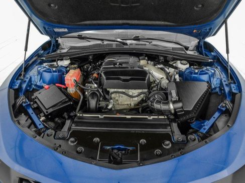 Used 2021 Chevrolet Camaro LT w/ Technology Package RWD image 45