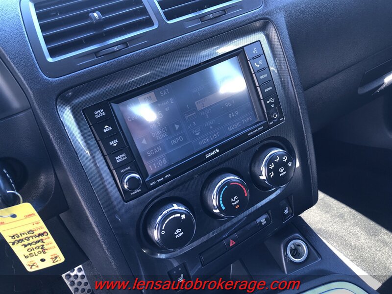 Used 2010 Dodge Challenger R/T RWD image 18