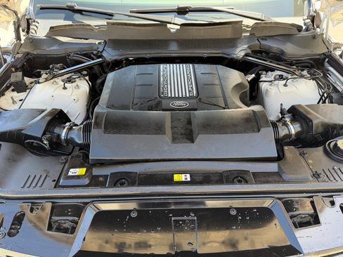 Used 2019 Land Rover Range Rover Sport HSE AWD/4WD image 32