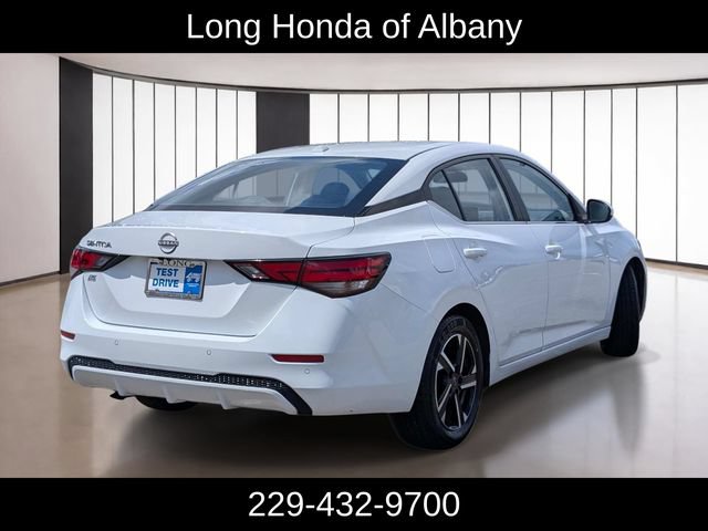 Used 2025 Nissan Sentra SV FWD image 6