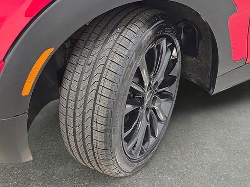 Used 2019 MINI Cooper Clubman S image 29