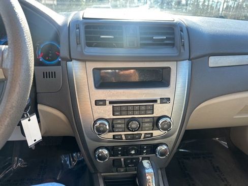 Used 2011 Ford Fusion SE w/ 202A Rapid Spec Order Code image 16