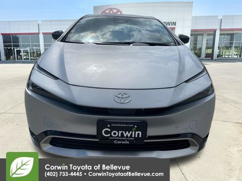 New 2026 Toyota Prius Plug-In Hybrid FWD image 8