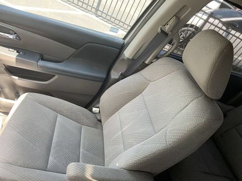 Used 2016 Honda Odyssey SE image 27