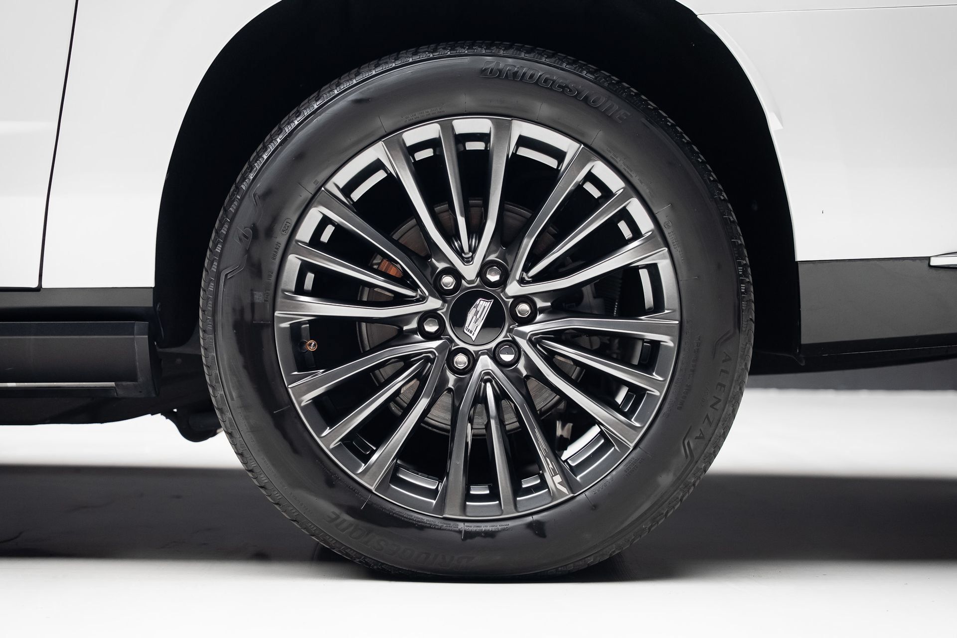 Used 2022 Cadillac Escalade ESV Premium Luxury Platinum w/ LPO, Floor Liner Package AWD/4WD image 21