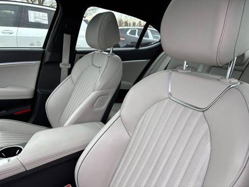 Used 2023 Genesis G70 2.0T w/ Sport Prestige Package image 16