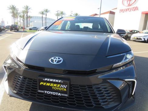 Certified 2026 Toyota Camry SE image 5