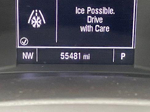 Used 2023 Chevrolet Malibu LT image 2